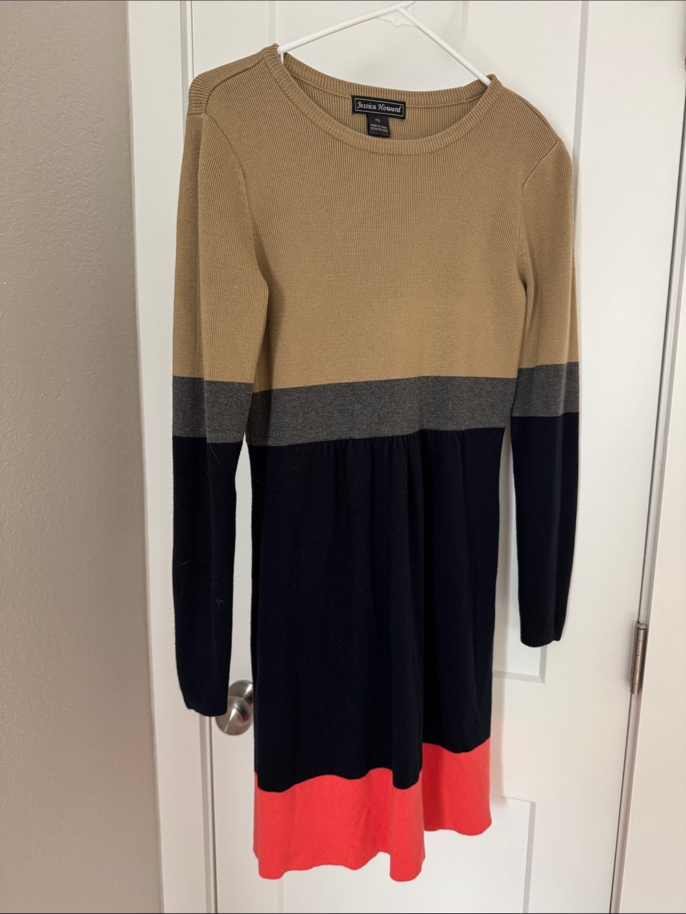 Jessica Howard Camel Ribbed Crewneck Pullover